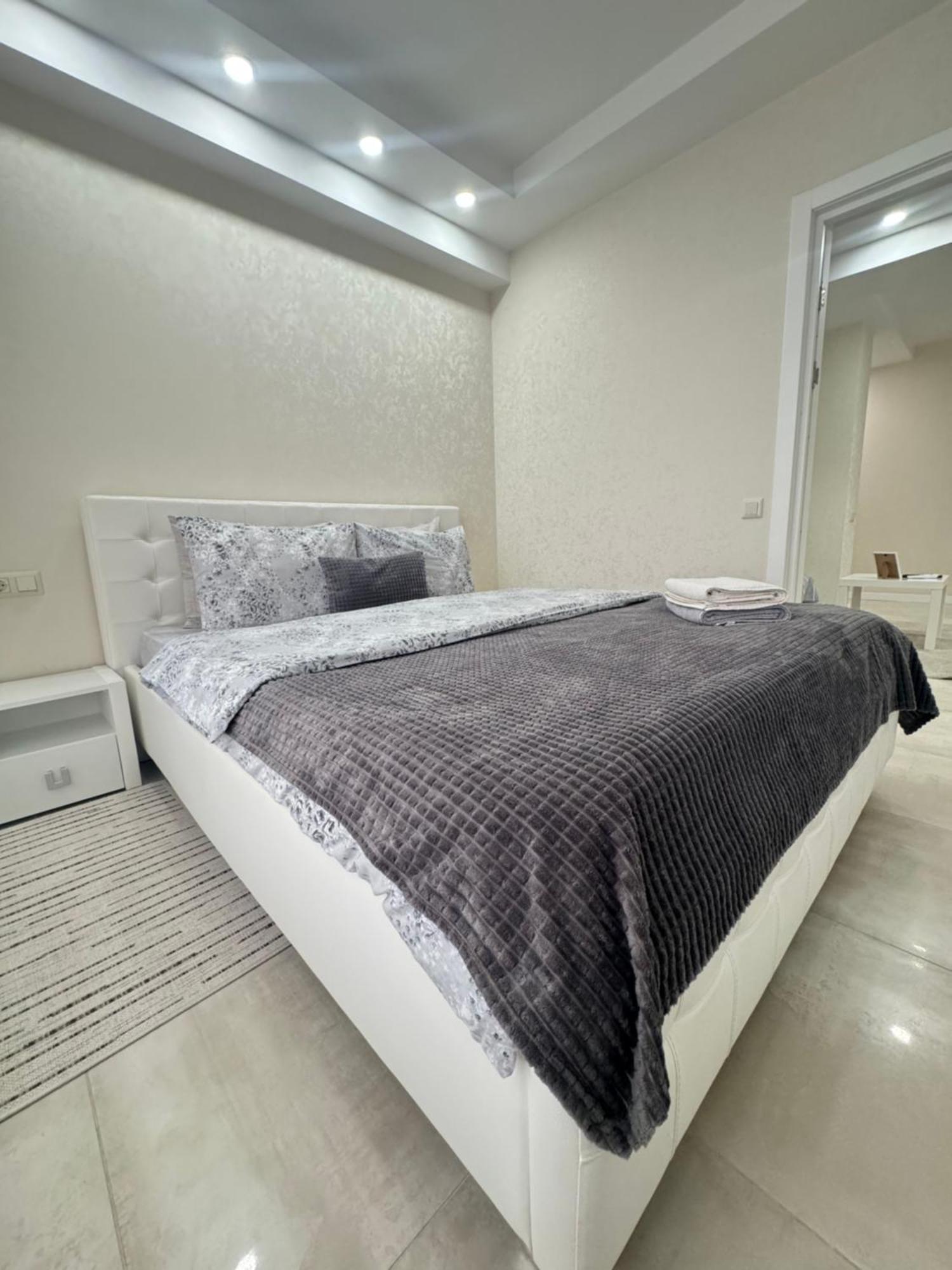 Apartment New Lux In *
